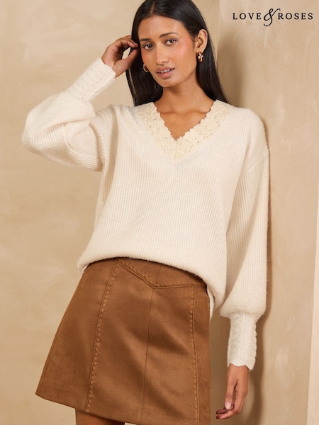 Ivory - Love & Roses V-neck Cosy Knitted Jumper