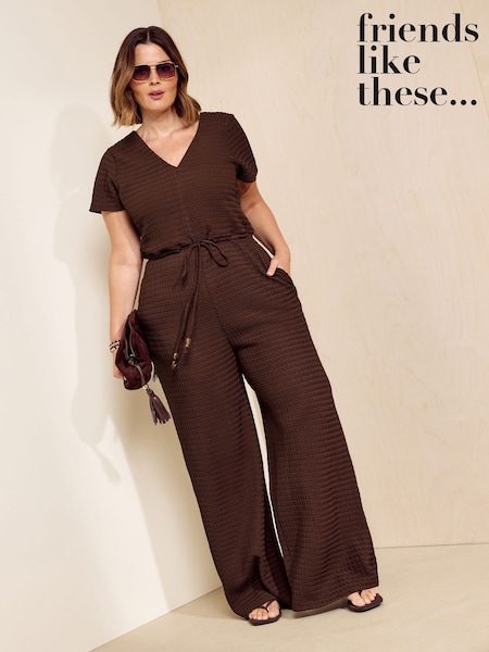Marrón - Friends Like These Short Sleeve Jersey Textured Jumpsuit