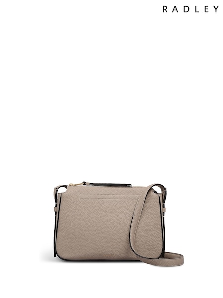 Radley Oak Street Cross-Body Bag (Y96002) | 225 €