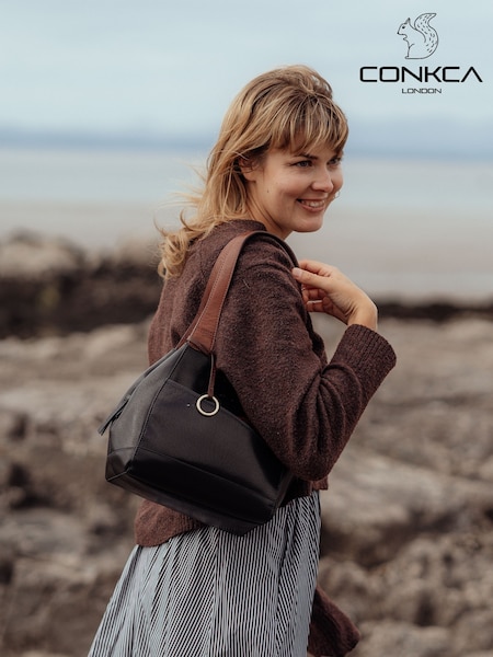 Conkca Vesper Leather Handbag (Y96070) | €87