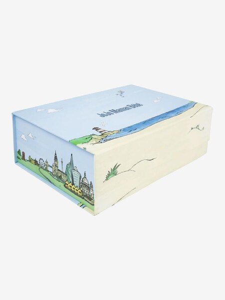 Medium Seaside Gift Box (153518) | £4.50