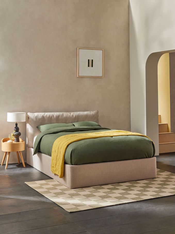 King Size Beds MADE