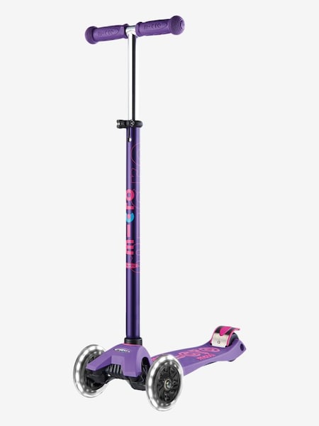 Purple Micro Scooters Maxi Micro Deluxe LED Scooter (514058) | £105