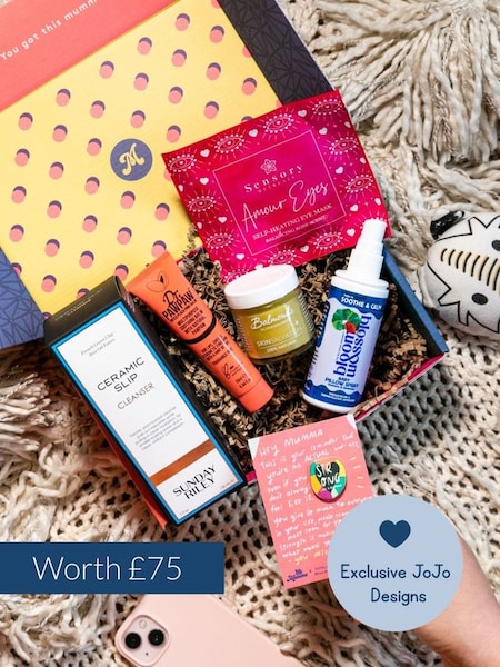 Mother & Baby Box (537792) | £38