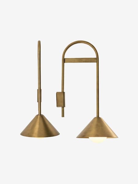 Rhett Wall Light in Brass (556540) | £79