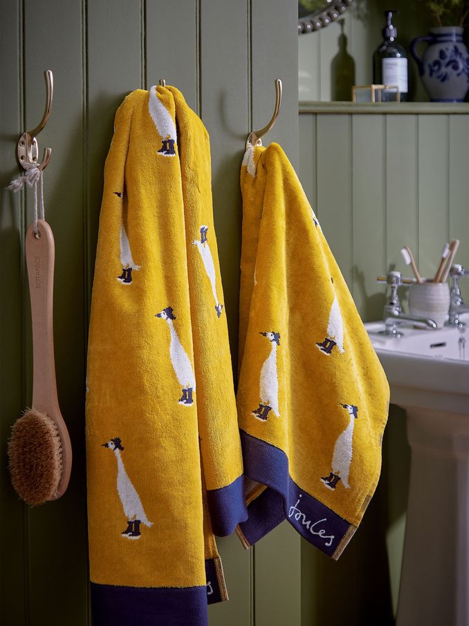 Joules store towels sale