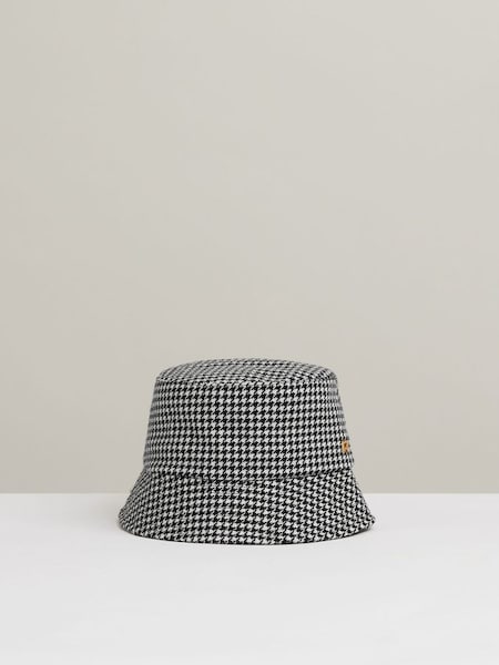 Wool Dogtooth Bucket Hat in Black/White (AA4589) | £68