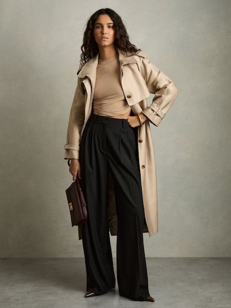 Jersey-Stretch Ruched Cropped Top in Sand (AM3671) | £68
