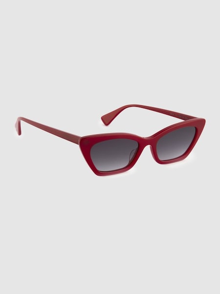 Curry and Paxton Cat Eye Sunglasses in Red (B24722) | £209