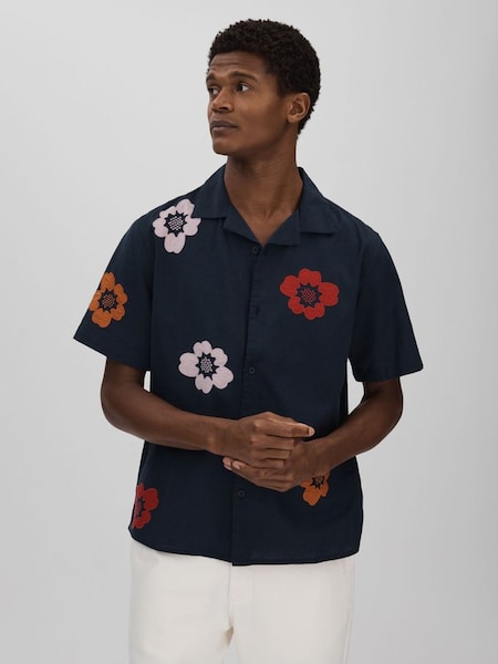 Wax London Relaxed Cotton Linen Applique Shirt in Navy (B55707) | £125