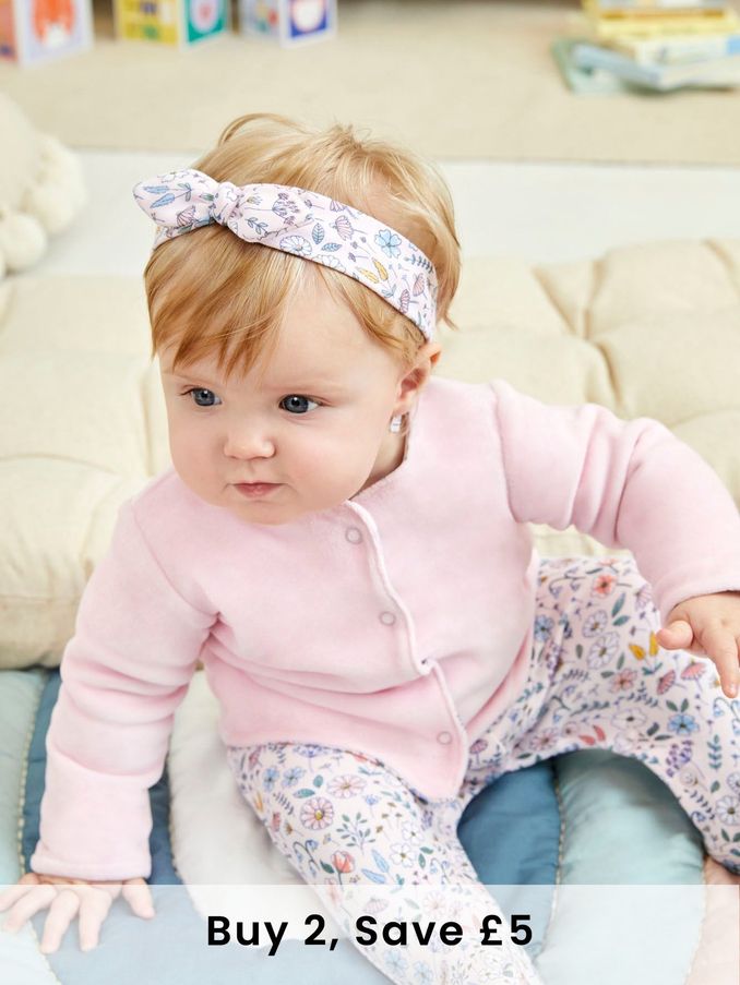 Newborn baby girl sleepsuit top