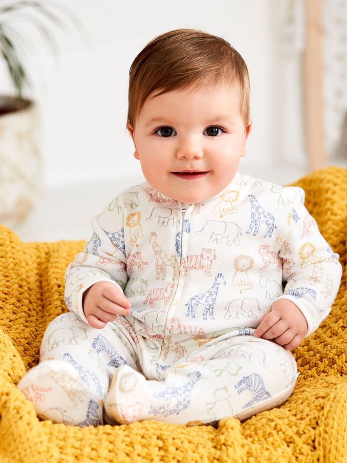 Baby sleepwear top