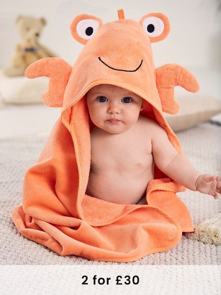 Crab Character Hooded Towel (C91561) | £19.50