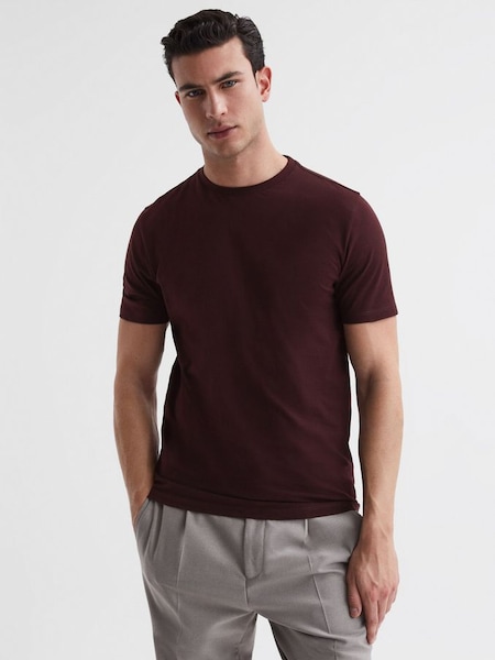 Cotton Crew Neck T-Shirt in Bordeaux (D50922) | £28