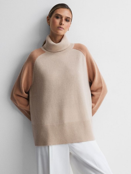 Relaxed Wool-Cashmere Blend Roll Neck Jumper in Camel/Charcoal (D53847) | £78