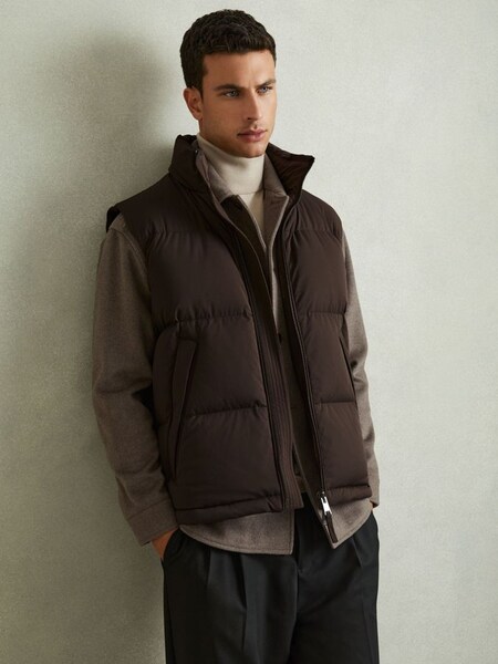 Quilted-Shell Zip-Through Gilet in Brown (E80196) | £198