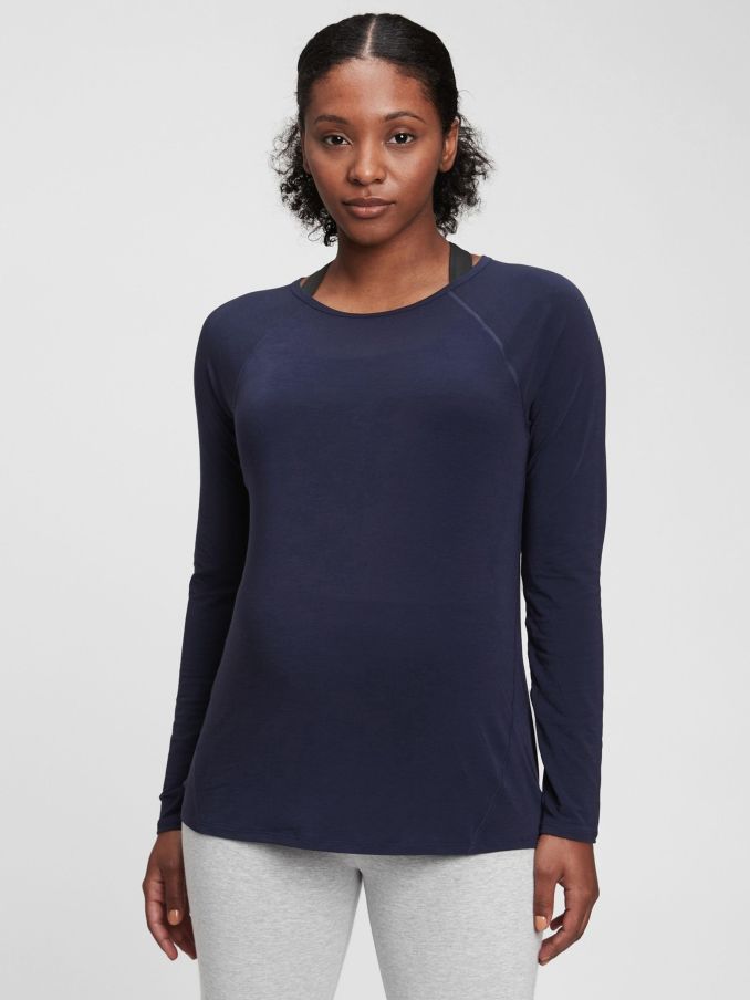 Gap maternity outlet sportswear