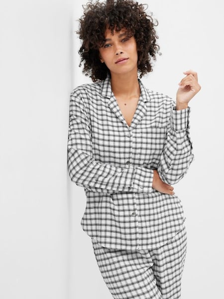 Black & White Relaxed Flannel Long Sleeve Pyjama Shirt (K18631) | £30