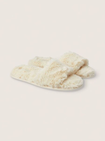 Vanilla Bean White Faux Fur Open Toe Slipper (K19453) | £26