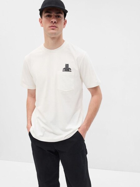 White Brannan Bear Graphic Short Sleeve Pocket T-Shirt (K56742) | £8