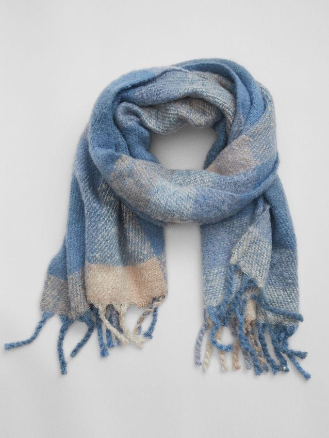 Gap scarf shop sale