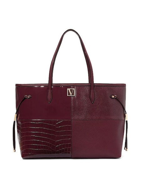 Red The Victoria Carryal (K66768) | £69