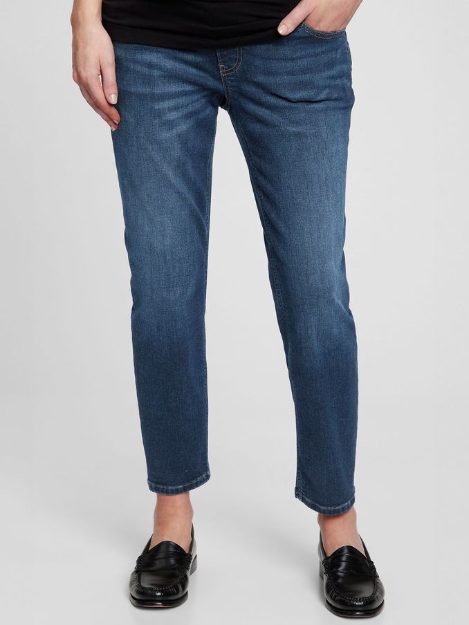 Gap deals maternity sportswear