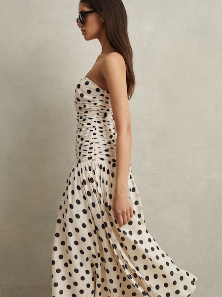 Viscose Linen Polka Dot Ruched Maxi Dress in White/Black (N72492) | £268