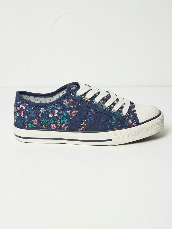 Fat face trainers outlet