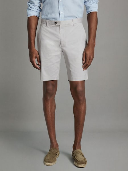 Modern Fit Cotton Blend Chino Shorts in Ice Grey (N74167) | £78