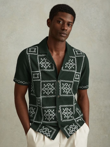 Textured Embroidered Cuban Collar Shirt in Green/Ecru (N74256) | £118