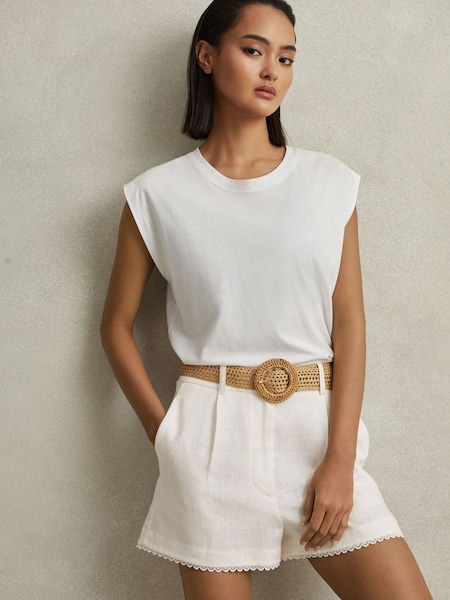 Linen Belted Shorts in White (N74827) | £118