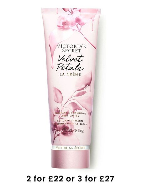 Velvet Petals La Creme Limited Edition Hand & Body Lotion (P21630) | £6