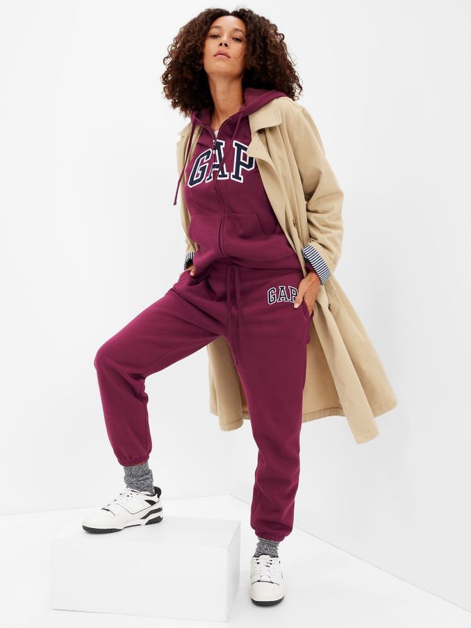 Gap deals jogging suits