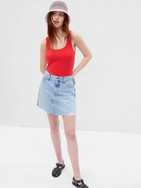 Red Modern Vest (Q39011) | £9