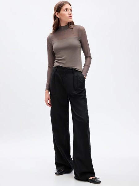 Brown Modern Mock Neck Mesh Long Sleeve T-Shirt (Q43275) | £35