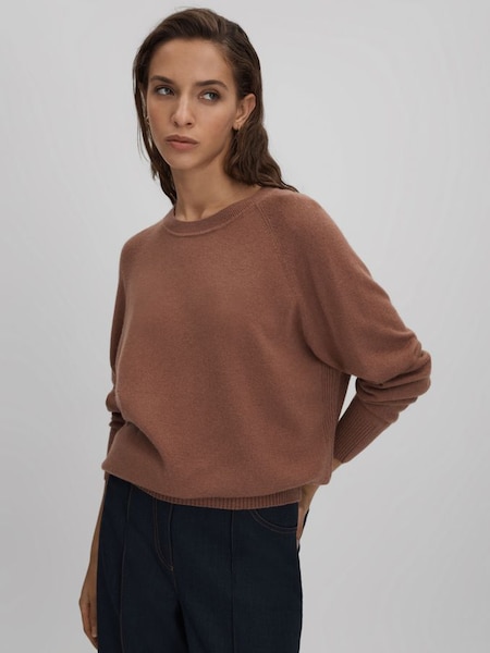 Oversized Wool Blend Crew Neck Jumper in Dusty Pink (Q71041) | £98