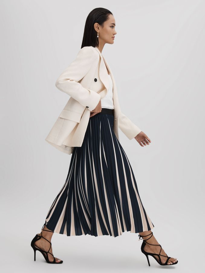 Women s Midi Skirts The Midi Skirt for you Reiss