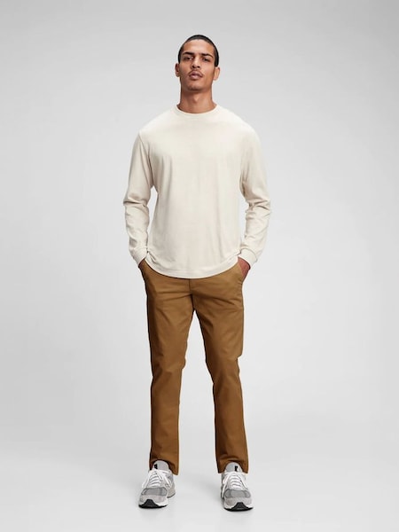 Brown Essential Chinos in Slim Fit with Washwell (R97159) | £40