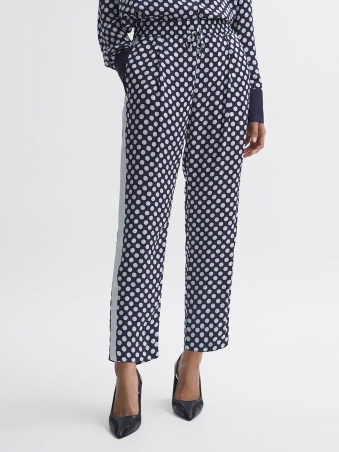 Buy Women s SPORTSWEAR Sale Online Reiss UK