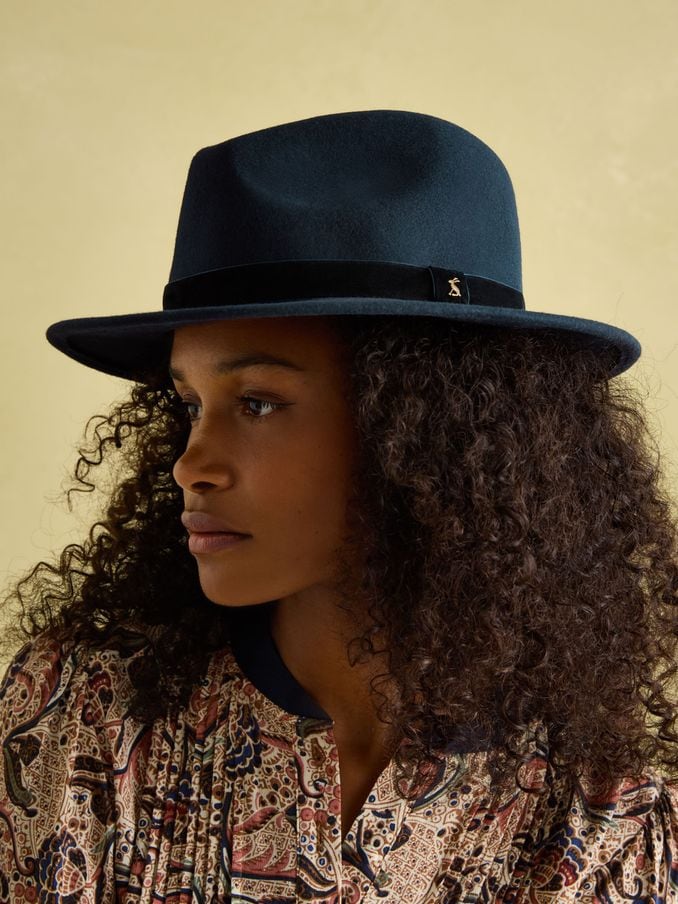 Joules outlet hats womens