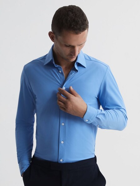 Regular Fit Travel Shirt in Soft Blue (U90762) | £128