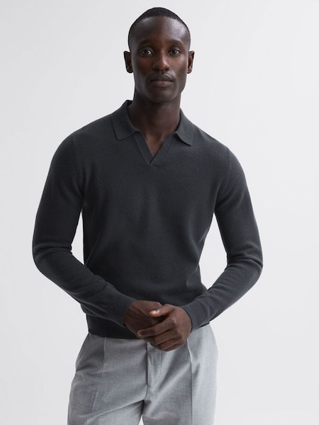 Merino Wool Open Collar Top in Anthracite Grey (102571) | CHF 87