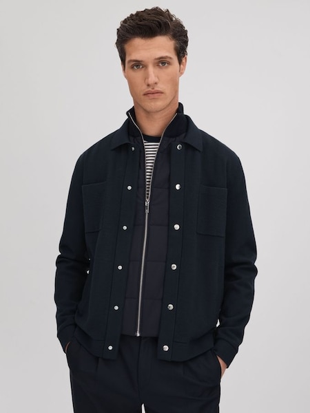 Veste hybride à col cheminée en bleu marine (126018) | 345 €