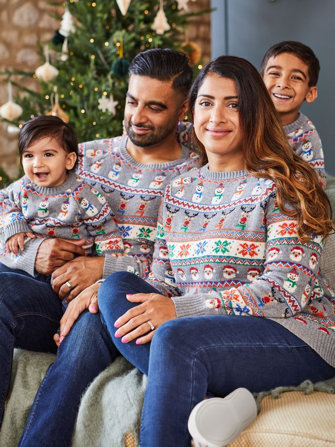 Where to 2024 buy christmas clothes
