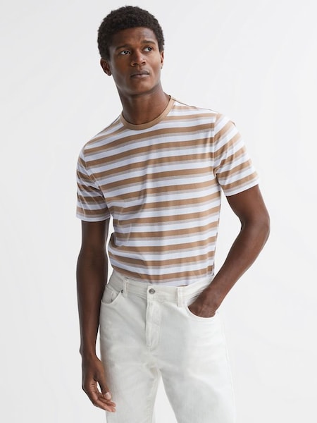 Cotton Crew Neck Striped T-Shirt in Camel/White (556697) | €29