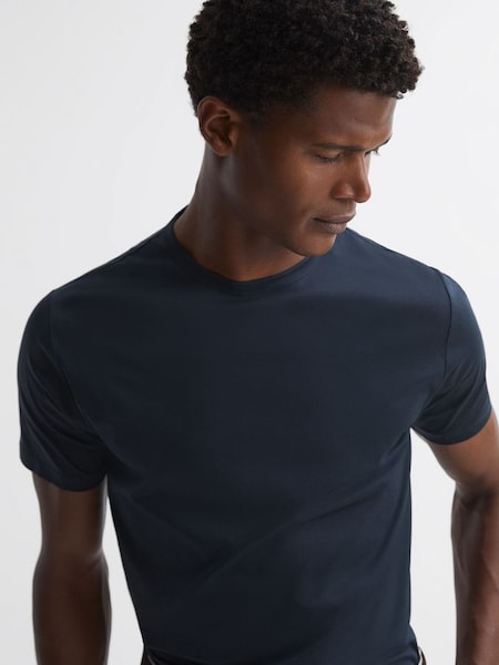 Katoenen T-shirt met ronde hals in marineblauw (568428) | € 125