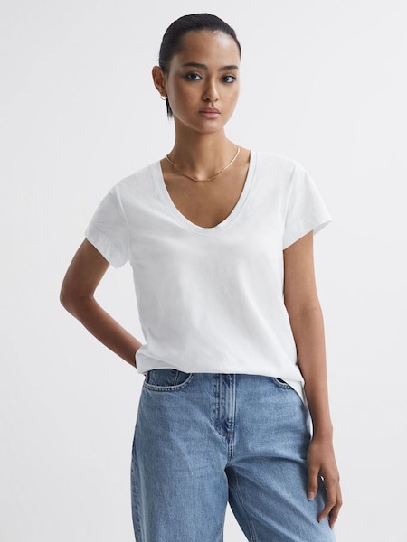 Cotton Scoop Neck T-Shirt in White (682718) | €25