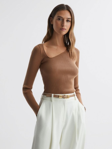 Fitted Ribbed Asymmetric Neck T-Shirt in Camel (792340) | HK$725
