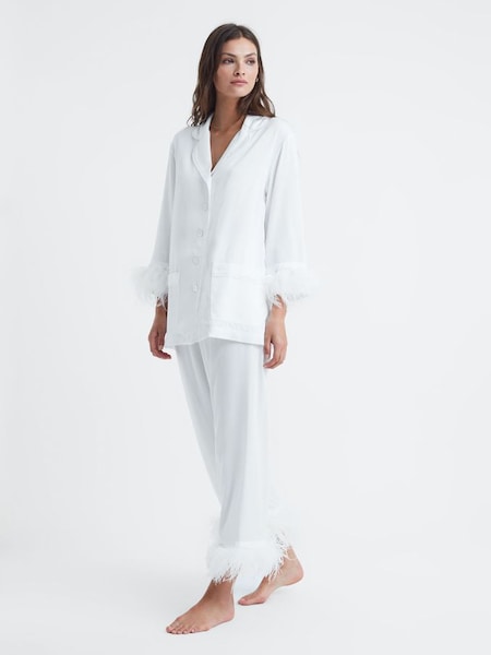 Witte pyjamaset met verwijderbare veren (960798) | € 485